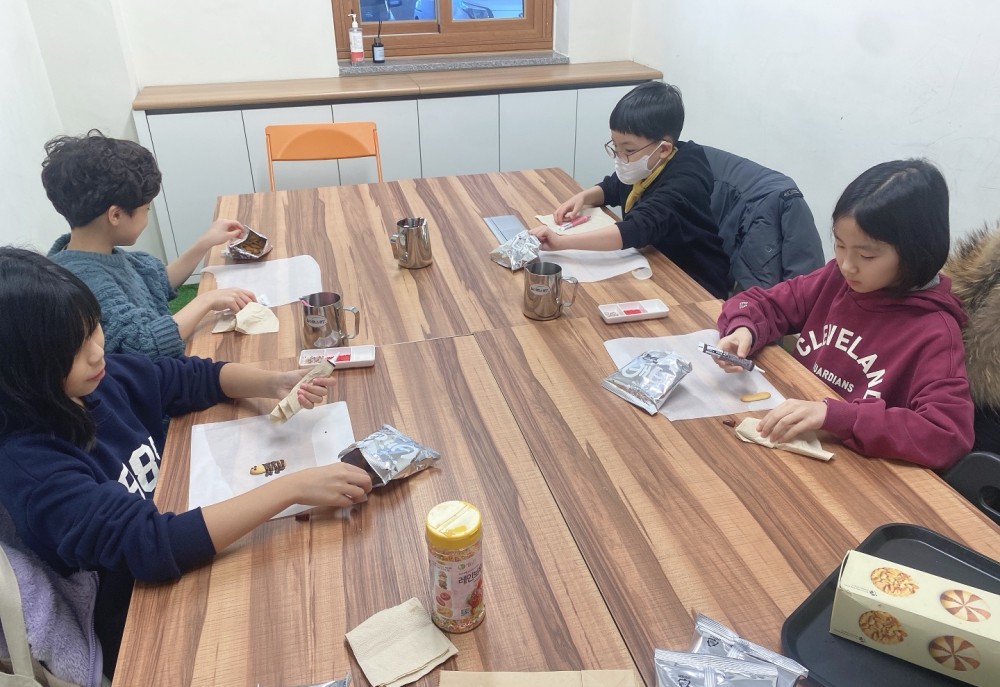 KakaoTalk_20250222_175752945_06.jpg