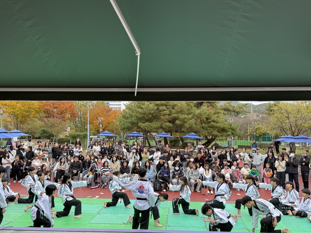 공연사진1.jpg